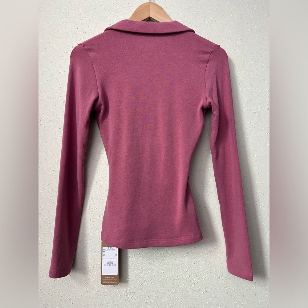 NWT OGL ProWsrm Collared Surplice Top - Rose Size XS - Picture 3 of 10